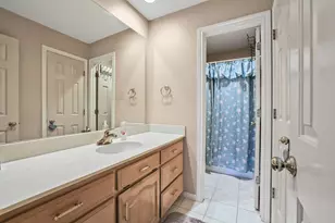 4201 Spurwood Dr, Carrollton, TX 75010 - Photo 16
