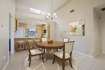 4201 Spurwood Drive, Carrollton, TX 75010 - Photo 6