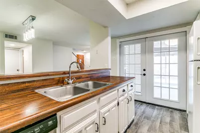 2009 Via Miramonte, Carrollton, TX 75006 - Photo 6