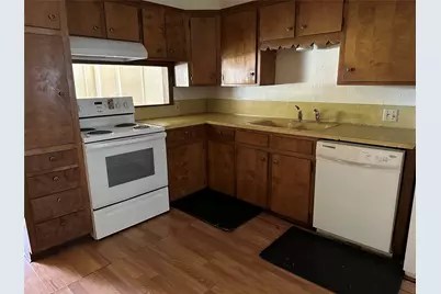 2926 S 12th Street, Abilene, TX 79605 - Photo 2