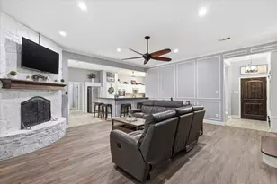 10308 Lisa Jean Dr, Crowley, TX 76036 - Photo 4