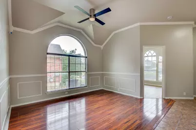 4637 Parkmount Drive, Fort Worth, TX 76137 - Photo 6