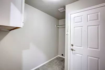 4637 Parkmount Drive, Fort Worth, TX 76137 - Photo 32