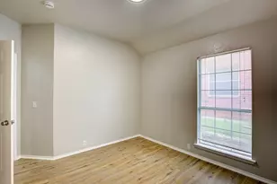 4637 Parkmount Dr, Fort Worth, TX 76137 - Photo 28