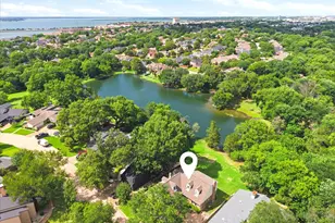 204 Sovereign Ct, Rockwall, TX 75032 - Photo 2