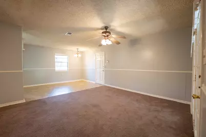 614 N Young Boulevard, DeSoto, TX 75115 - Photo 8
