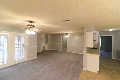 614 N Young Boulevard, DeSoto, TX 75115 - Photo 8