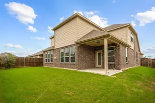5901 Silverhollow Dr, Fort Worth, TX 76137 - Photo 32