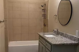 5208 East Side Ave, Dallas, TX 75214 - Photo 8