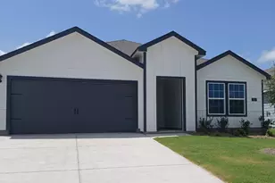 220 Whispering Pine Dr, Royse City, TX 75189 - Photo 1