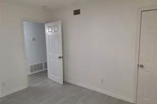 5912 Maceo Ln, Fort Worth, TX 76112 - Photo 10