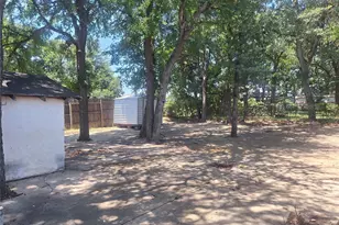 5912 Maceo Ln, Fort Worth, TX 76112 - Photo 22