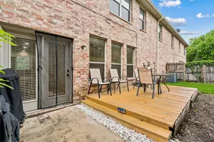 2117 Parkview, Carrollton, TX 75006 - Photo 24