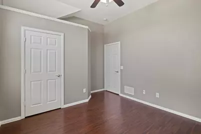 1003 Hunters Creek Drive, Carrollton, TX 75007 - Photo 18