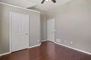 1003 Hunters Creek Dr, Carrollton, TX 75007 - Photo 18