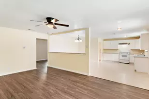 4901 Richardson St, Fort Worth, TX 76119 - Photo 8