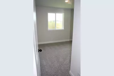 202 Walnut Street, Whitesboro, TX 76273 - Photo 8