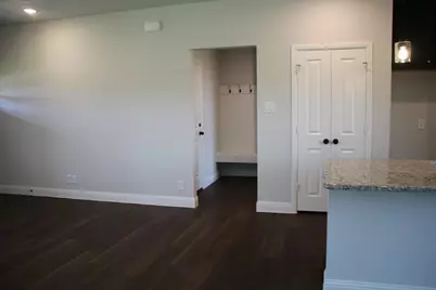 202 Walnut Street, Whitesboro, TX 76273 - Photo 6