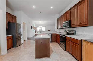 1408 Lauren Ln, Granbury, TX 76048 - Photo 14