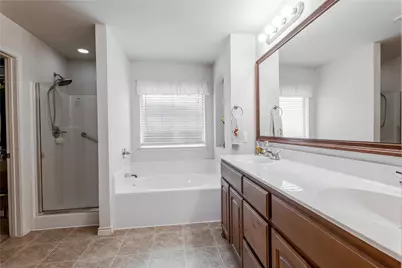 1408 Lauren Lane, Granbury, TX 76048 - Photo 24