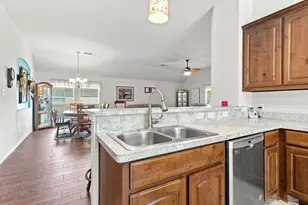1408 Lauren Ln, Granbury, TX 76048 - Photo 18