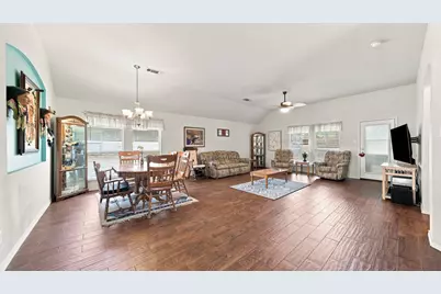 1408 Lauren Lane, Granbury, TX 76048 - Photo 6