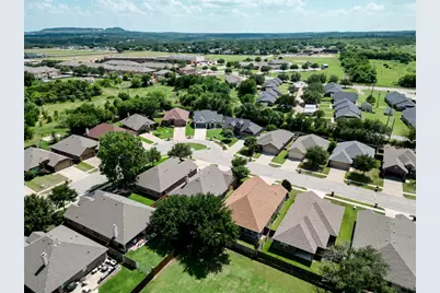 1408 Lauren Lane, Granbury, TX 76048 - Photo 6