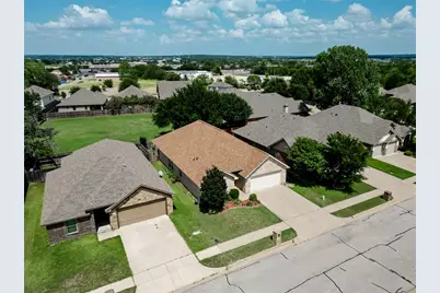 1408 Lauren Lane, Granbury, TX 76048 - Photo 36