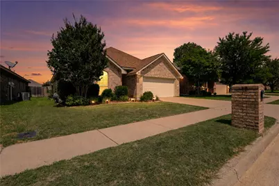 1408 Lauren Lane, Granbury, TX 76048 - Photo 2