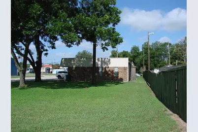 1700 Weaver, Gainesville, TX 76240 - Photo 10