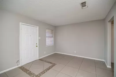 502 Brown Street, Waxahachie, TX 75165 - Photo 4
