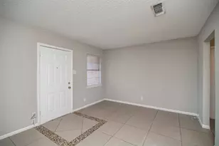 502 Brown St, Waxahachie, TX 75165 - Photo 4
