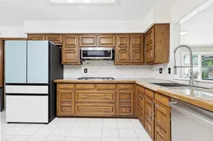 3329 Whiffletree Dr, Plano, TX 75023 - Photo 8