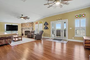 3200 NW 4th St, Hubbard, TX 76648 - Photo 8