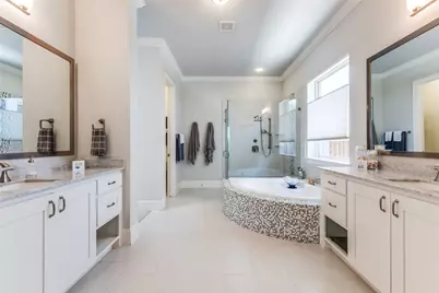 4008 N Cresthaven Road, Dallas, TX 75209 - Photo 18
