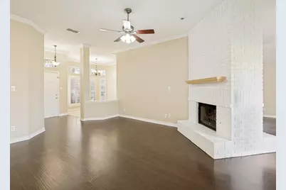 7004 Sample Drive, The Colony, TX 75056 - Photo 4