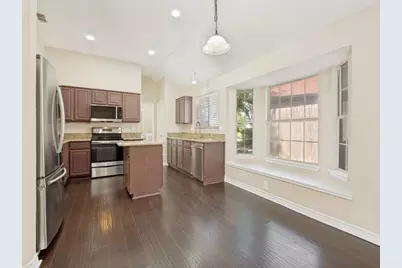 7004 Sample Drive, The Colony, TX 75056 - Photo 8