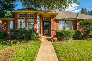 7004 Sample Dr, The Colony, TX 75056 - Photo 2