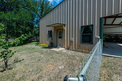 1075 County Road 270, Hico, TX 76457 - Photo 4