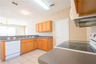 6316 Downeast Dr, Fort Worth, TX 76179 - Photo 10