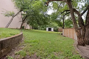 408 W Montana Ave, Dallas, TX 75224 - Photo 24