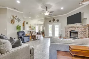 2306 Springhill Ct, Mineral Wells, TX 76067 - Photo 4