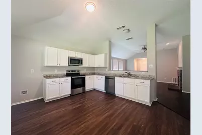 2432 Spoonbill Court, Mesquite, TX 75181 - Photo 4