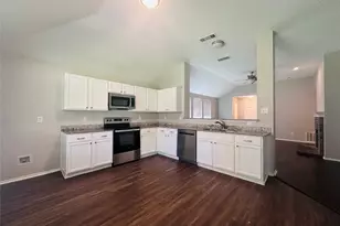 2432 Spoonbill Ct, Mesquite, TX 75181 - Photo 4
