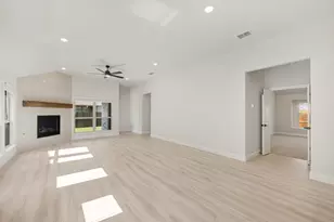 909 Firewood Wy, Anna, TX 75409 - Photo 16