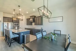 508 Hillcrest Cir, Justin, TX 76247 - Photo 10
