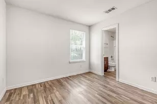 5336 Cottey St, Fort Worth, TX 76105 - Photo 8