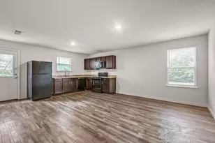 5336 Cottey St, Fort Worth, TX 76105 - Photo 4