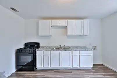 1634 Briarwood Street, Abilene, TX 79603 - Photo 4