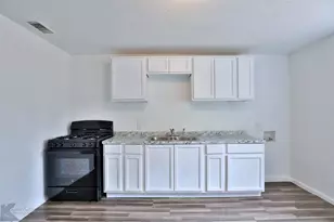 1634 Briarwood St, Abilene, TX 79603 - Photo 4